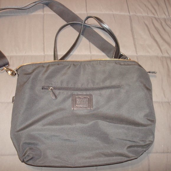 COACH PURSE WITH ATTACHABLE ADJUSTABLE NYLON STRAP - Picture 9 of 11